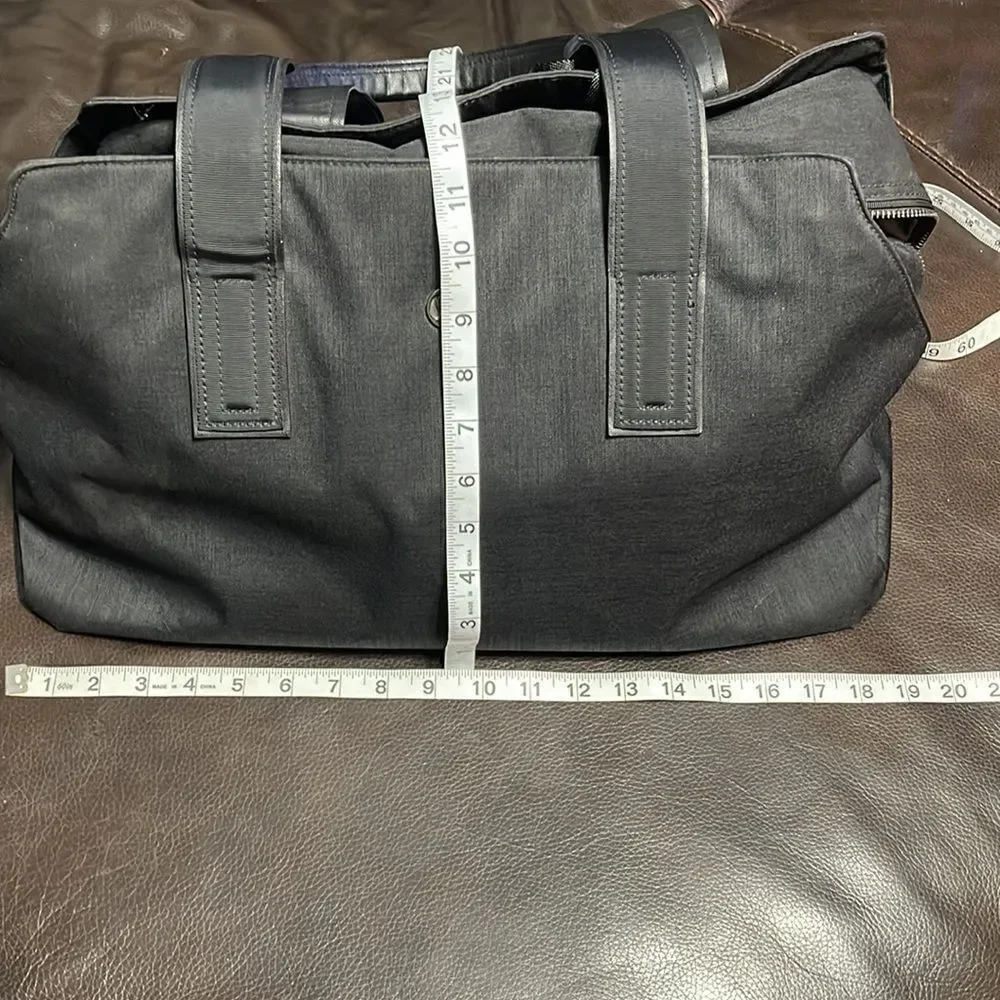 Lululemon Fitness Gym Bag.